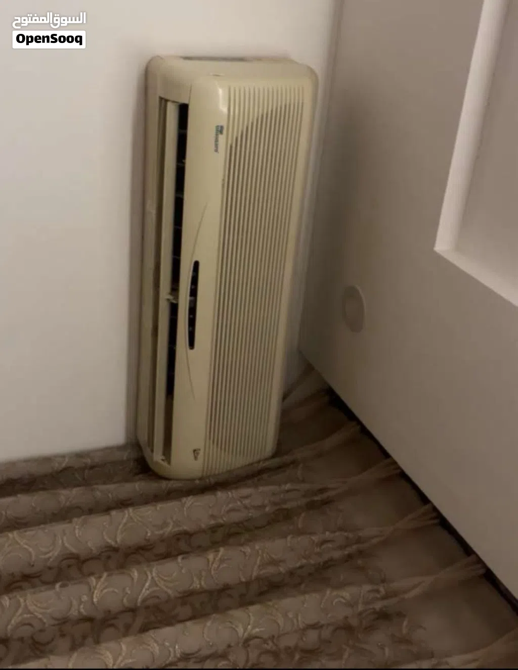 مكيف بحالة جيدة للبيع