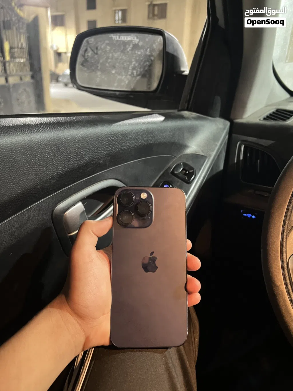 14برو ماكس قاعد في حاله ممتازه