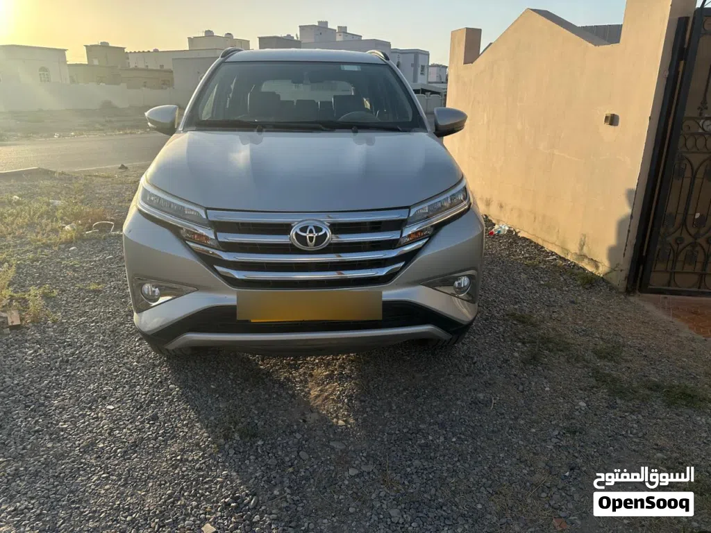 Toyota Rush GX