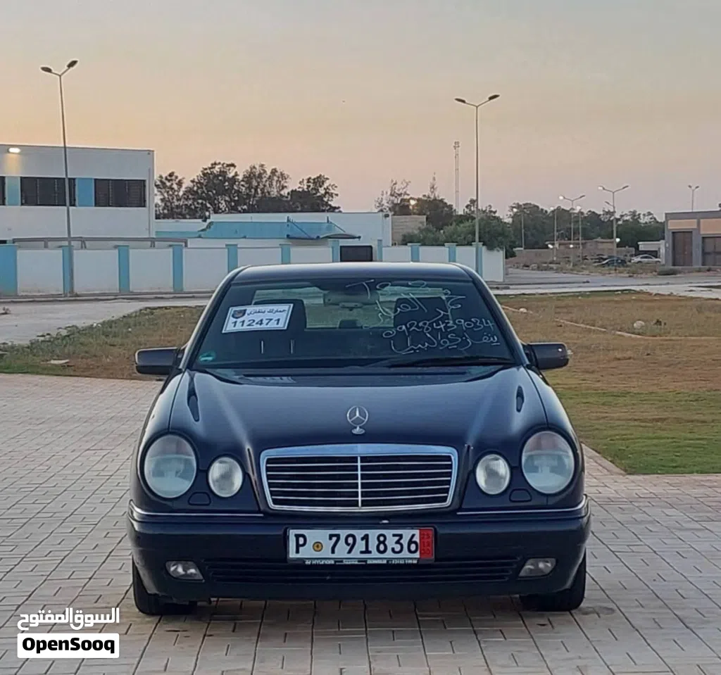 مرسيدس بنز الفئة-E E 200