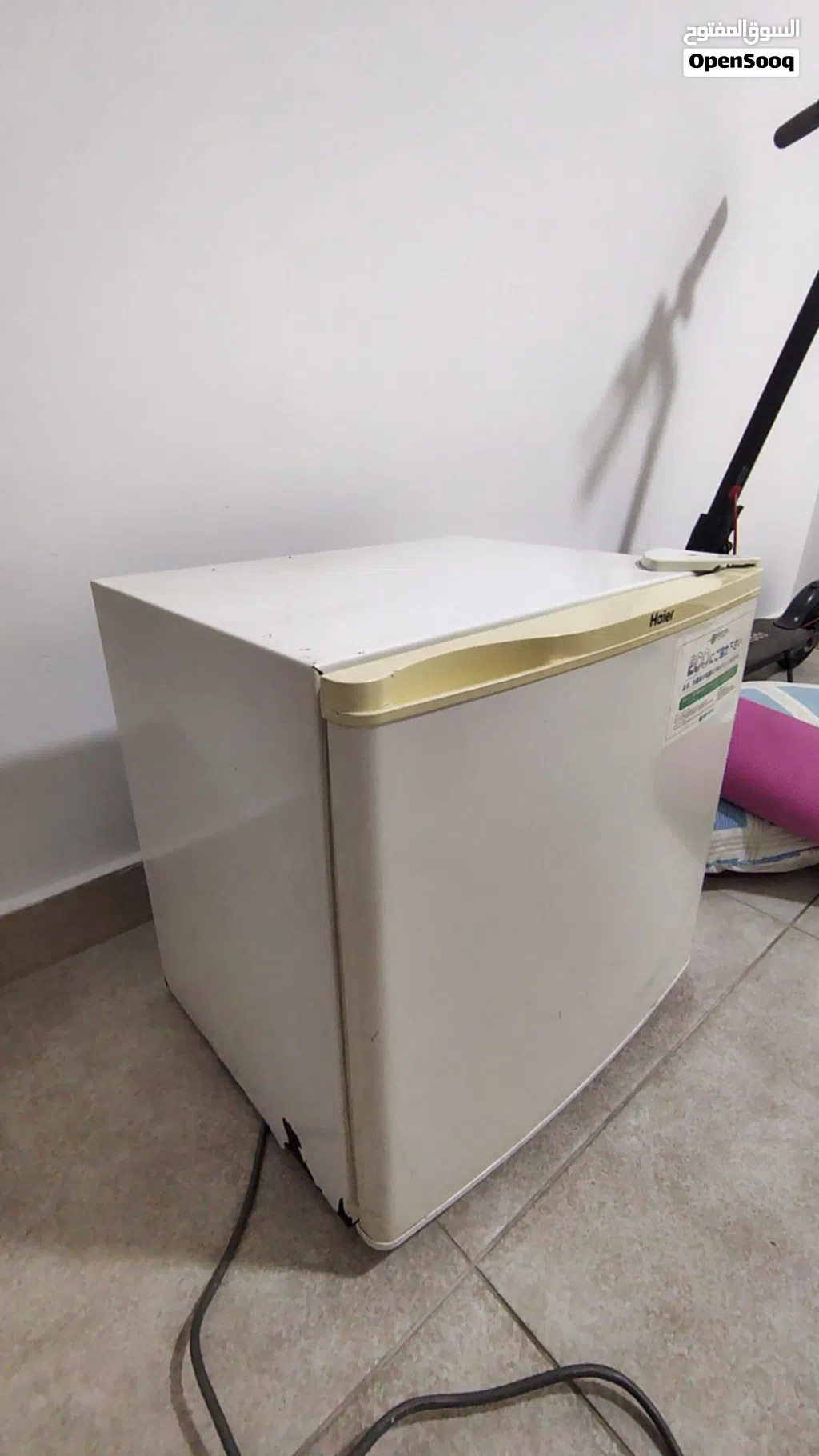 HAEIR MINI FRIDGE