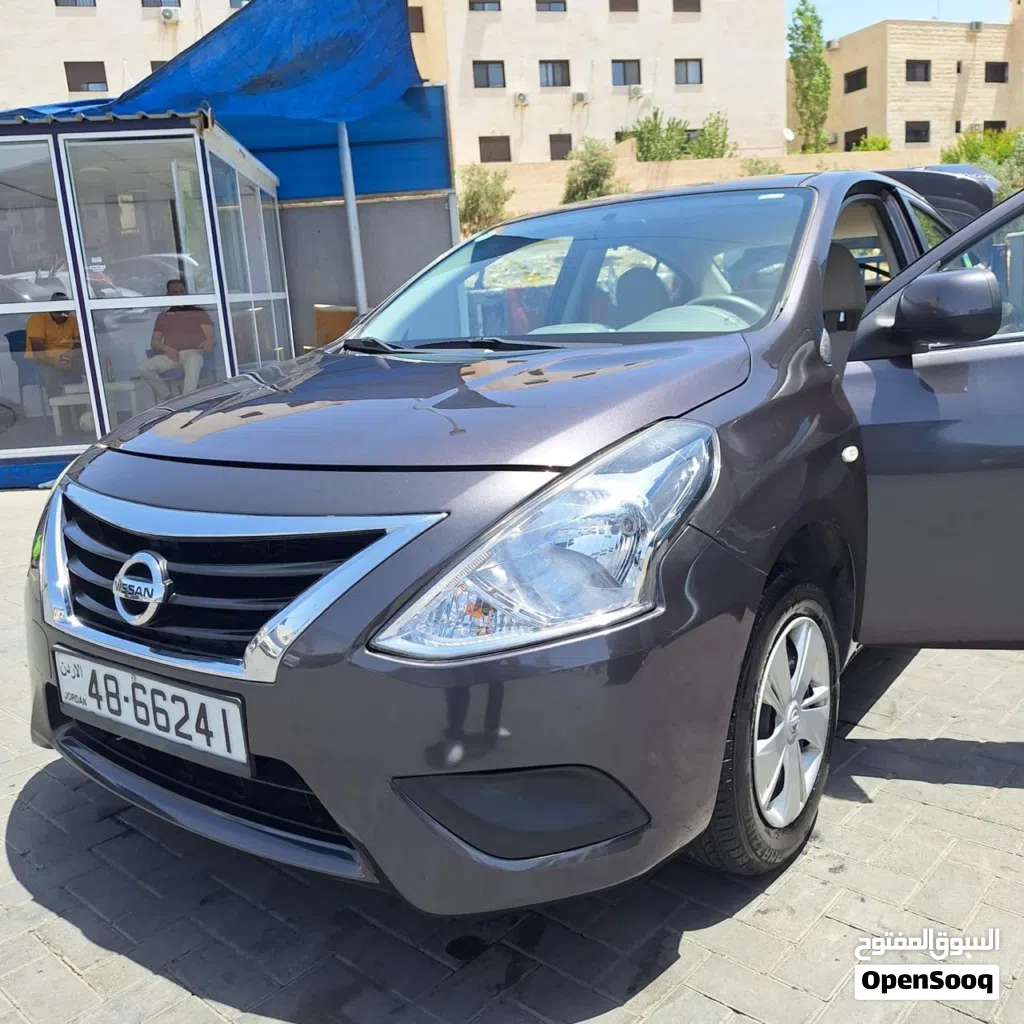Nissan Sunny Standard
