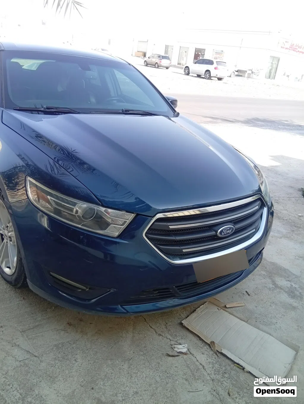 Ford Taurus SE