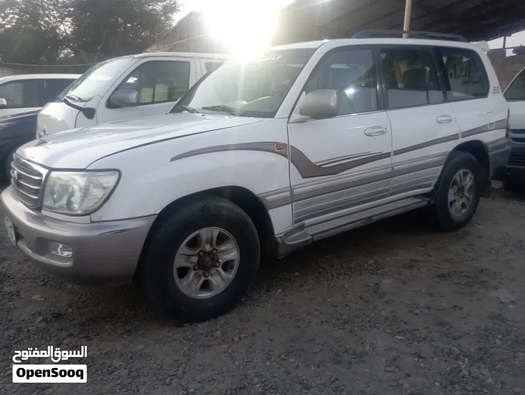 Toyota Land Cruiser GXR