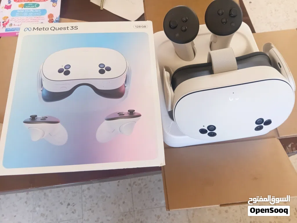 للبيع نظارة Meta Quest 3S نسخة 128GB، بحالة الوكالة