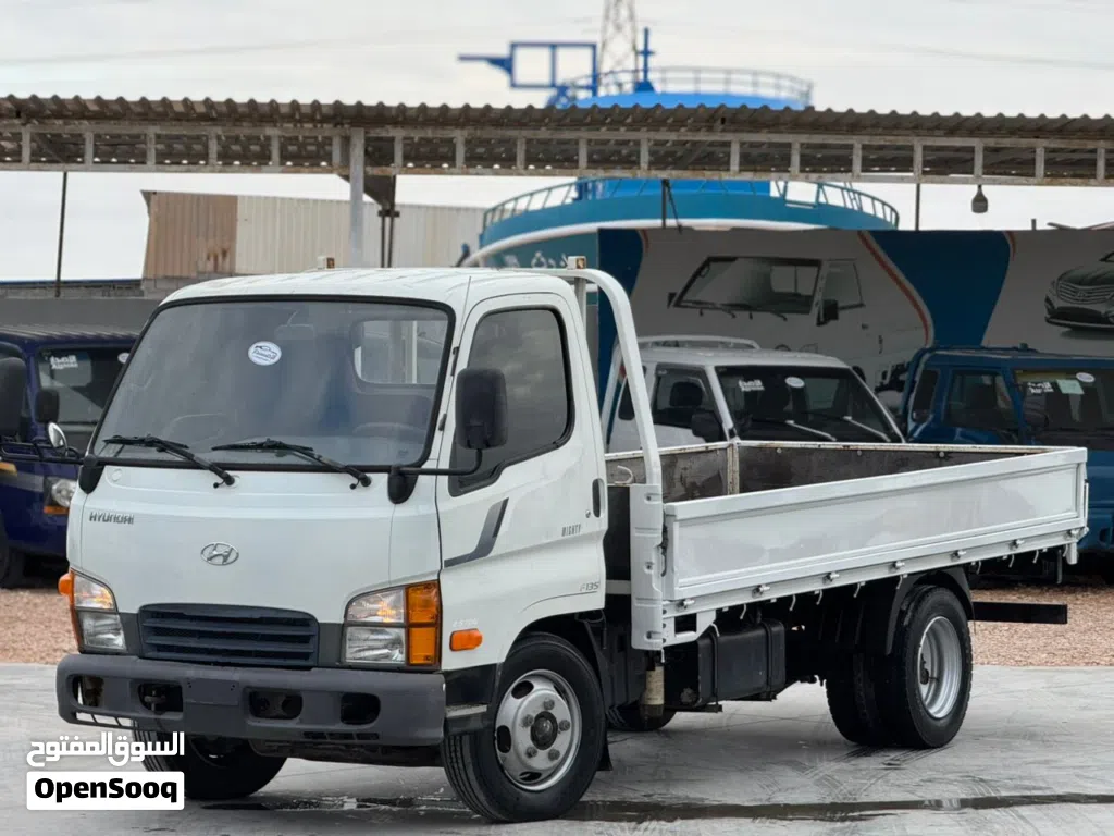 هيونداي H 100