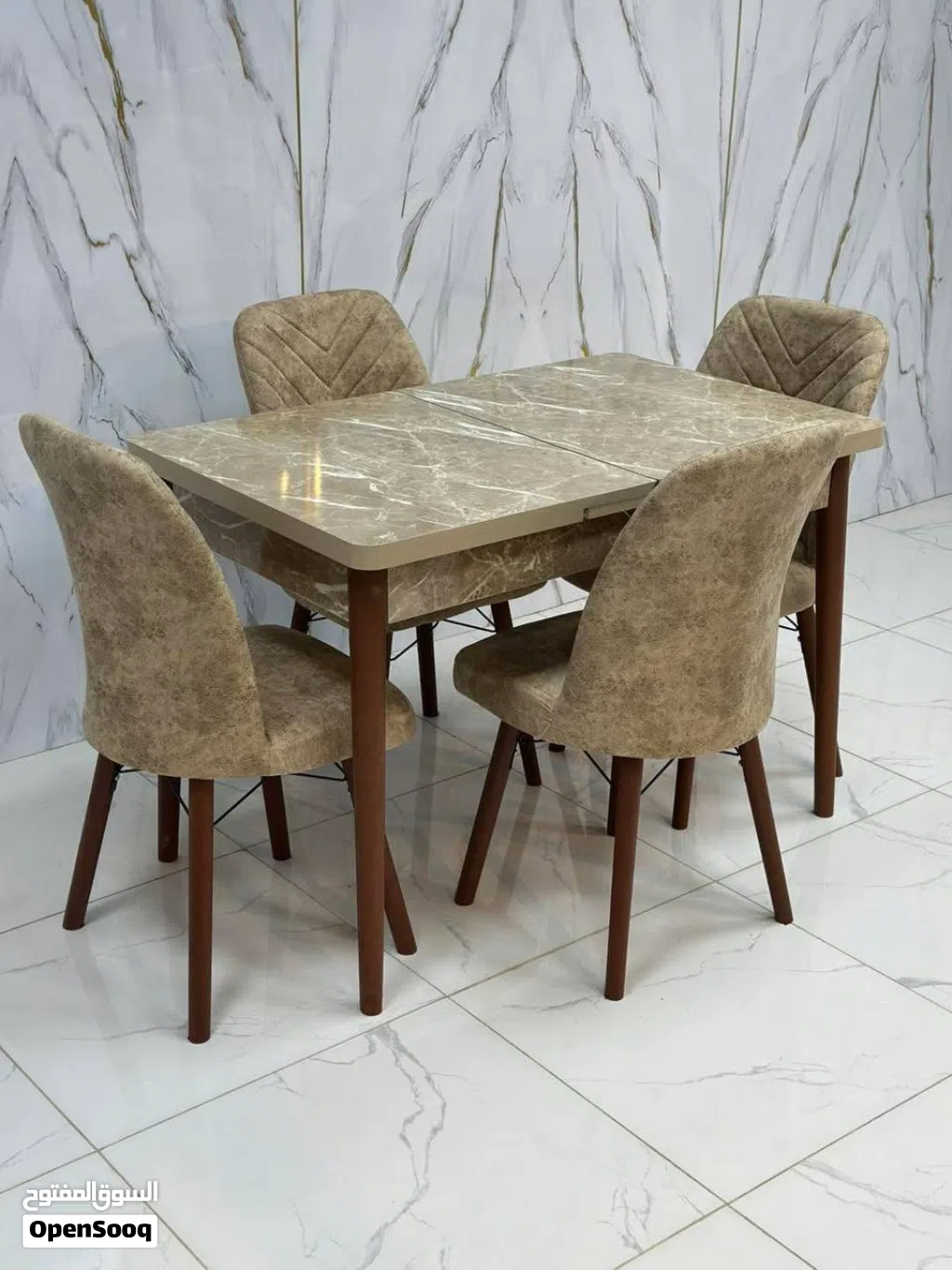 ميز طعام 4+6 كراسي