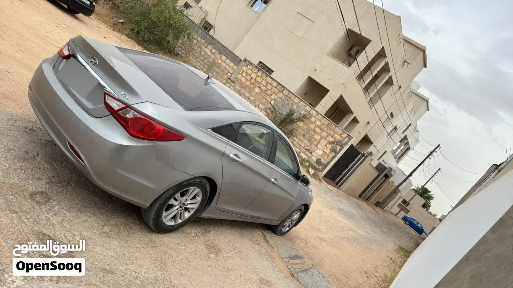Hyundai Sonata Standard