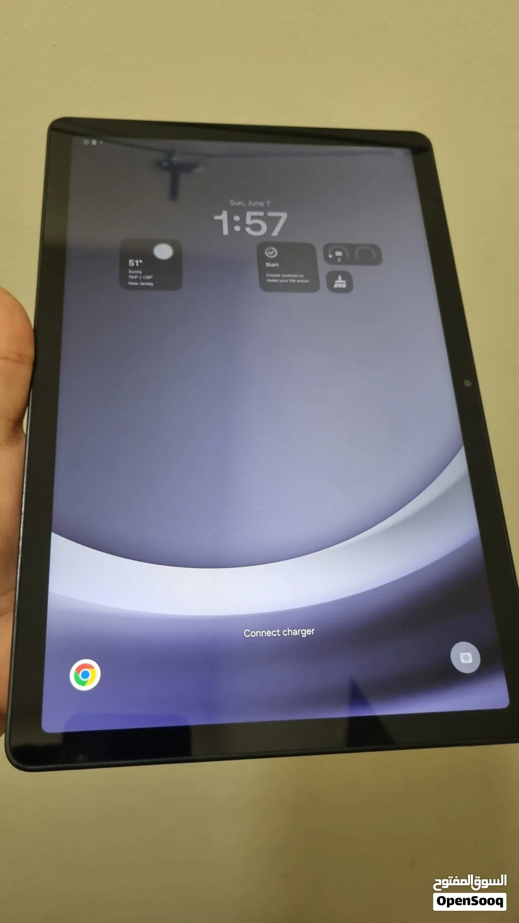 جهازين سامسونج A9 plus قمة في النظافة وكل واحد منهم مساحة 128 جيجا ورام 8 جيجا تابع الوصف
