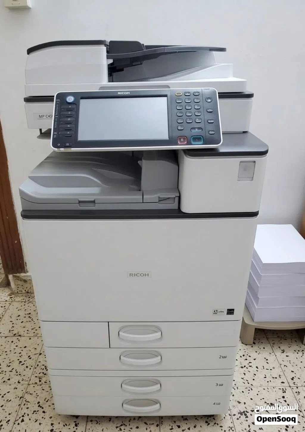 طابعة Ricoh جديدة استعمال قليل جدا رايدتها ب750 الف