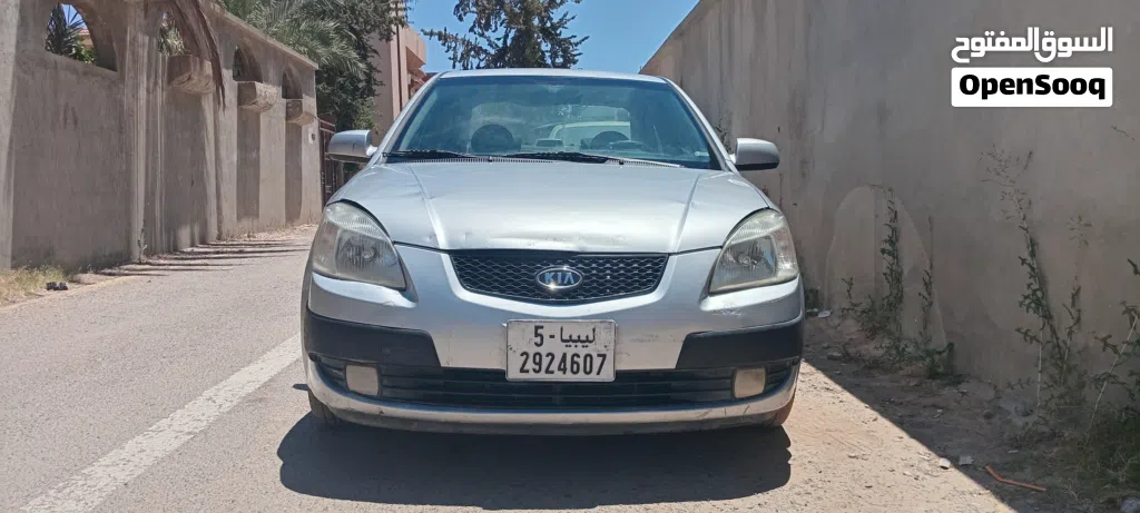 Kia Pride EX
