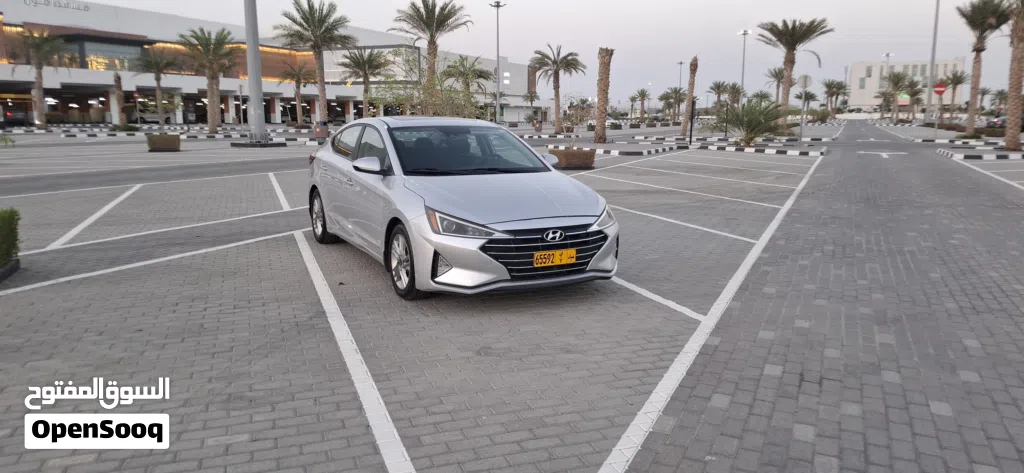 Hyundai Elantra SEL