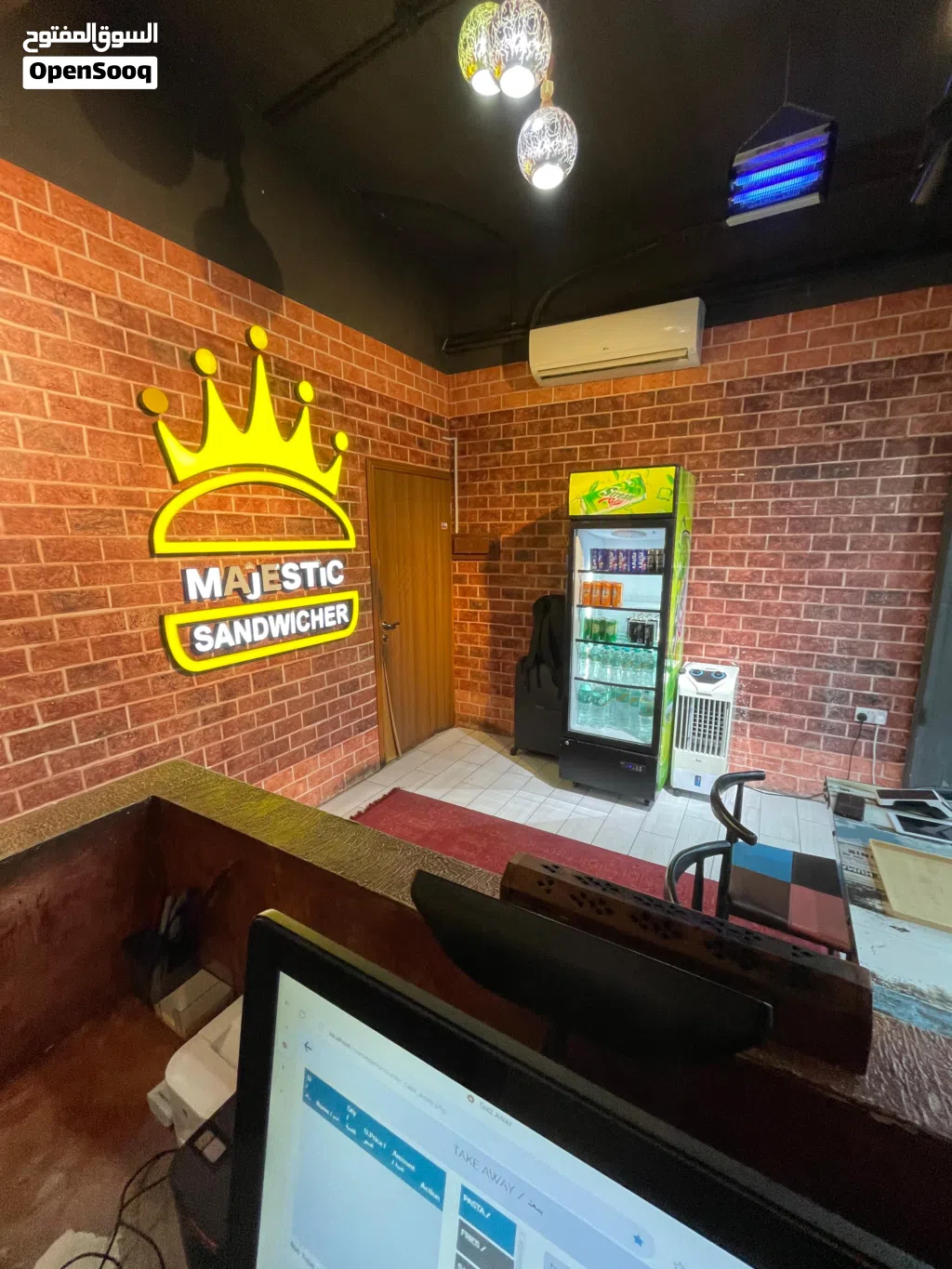Sale Coffee Shop Prime Business Opportunity Fully Equipped Food Shop for Sale in Muscat Bosher Area
