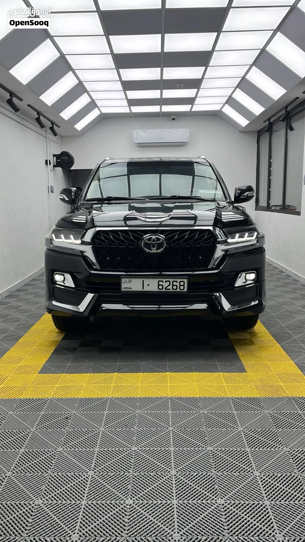 Toyota Land Cruiser GXR