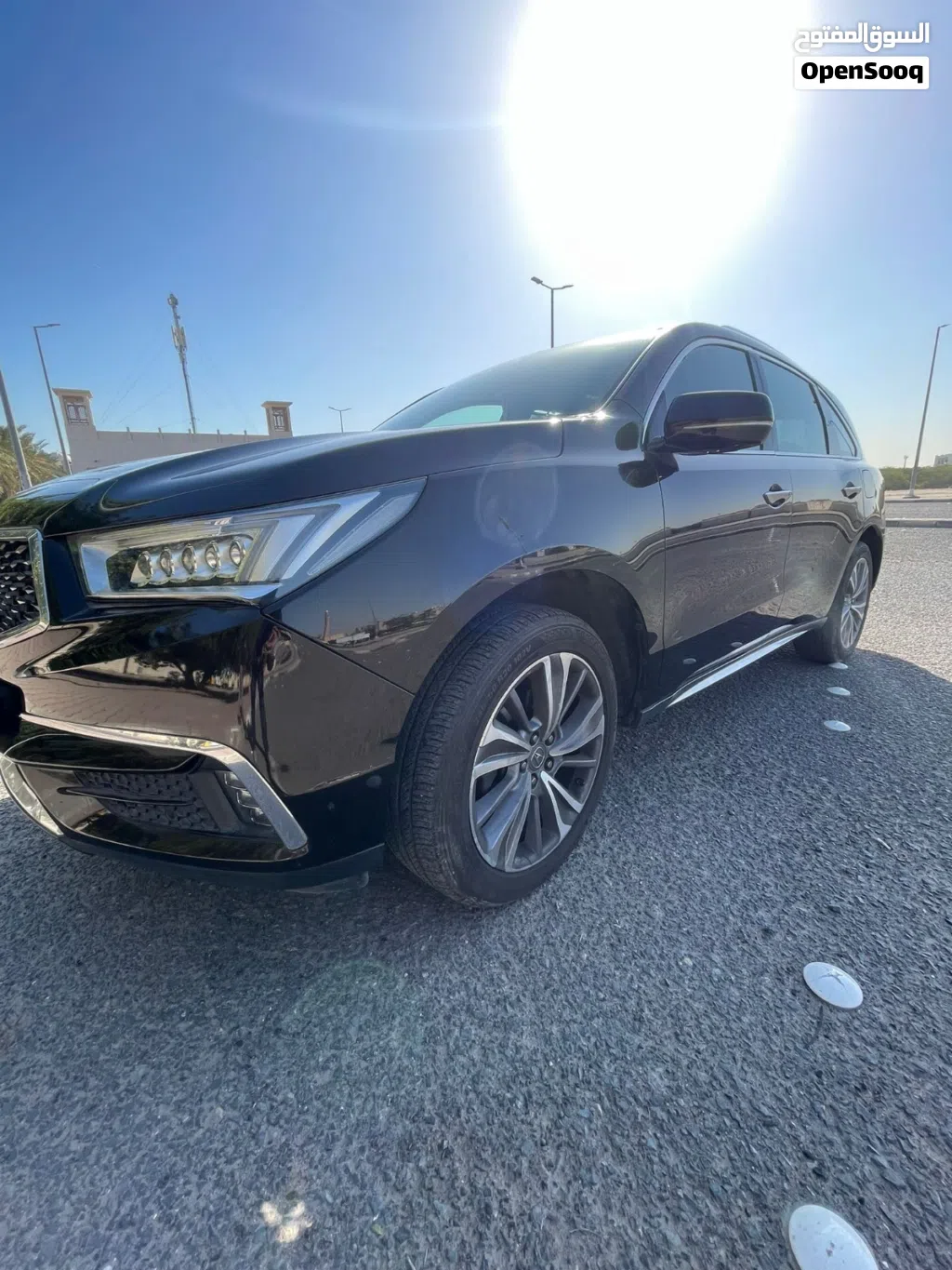 اكيورا MDX Tech
