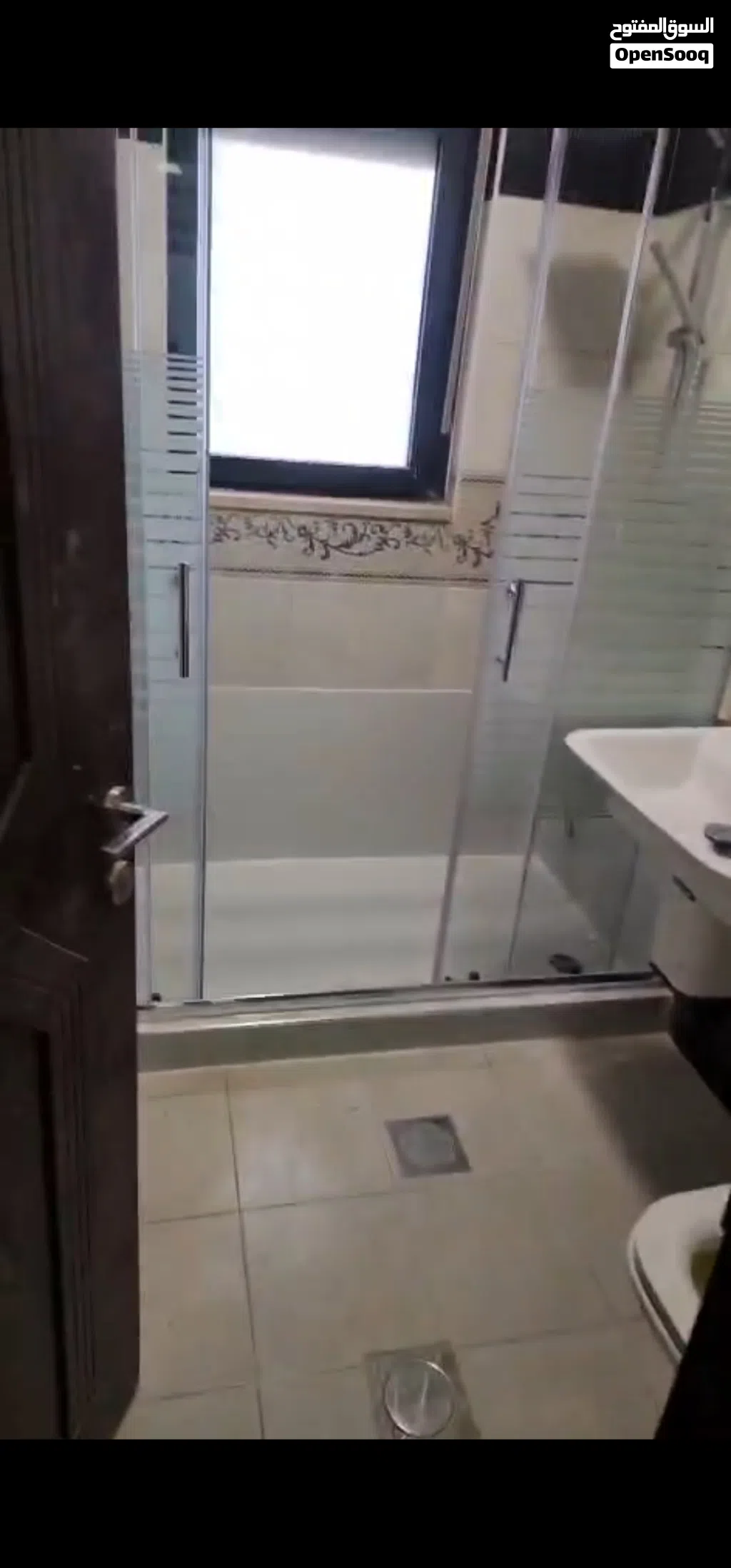 شقة للايجار غير مفروشة ضاحية الريحان