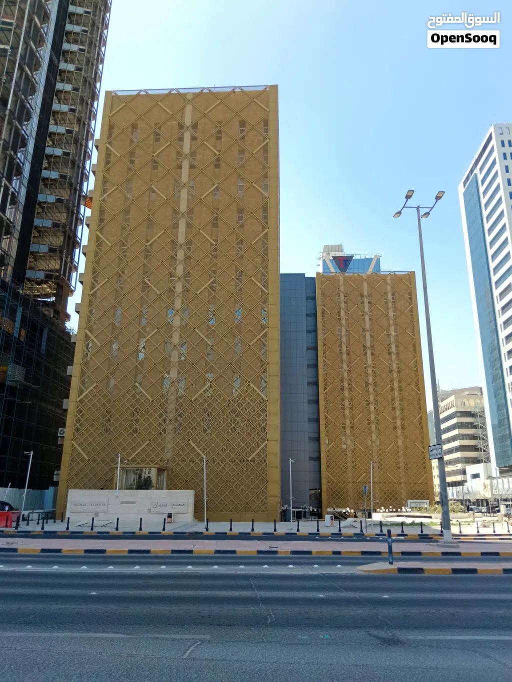 مكاتب و محلات للايجار في مجمع دسمان