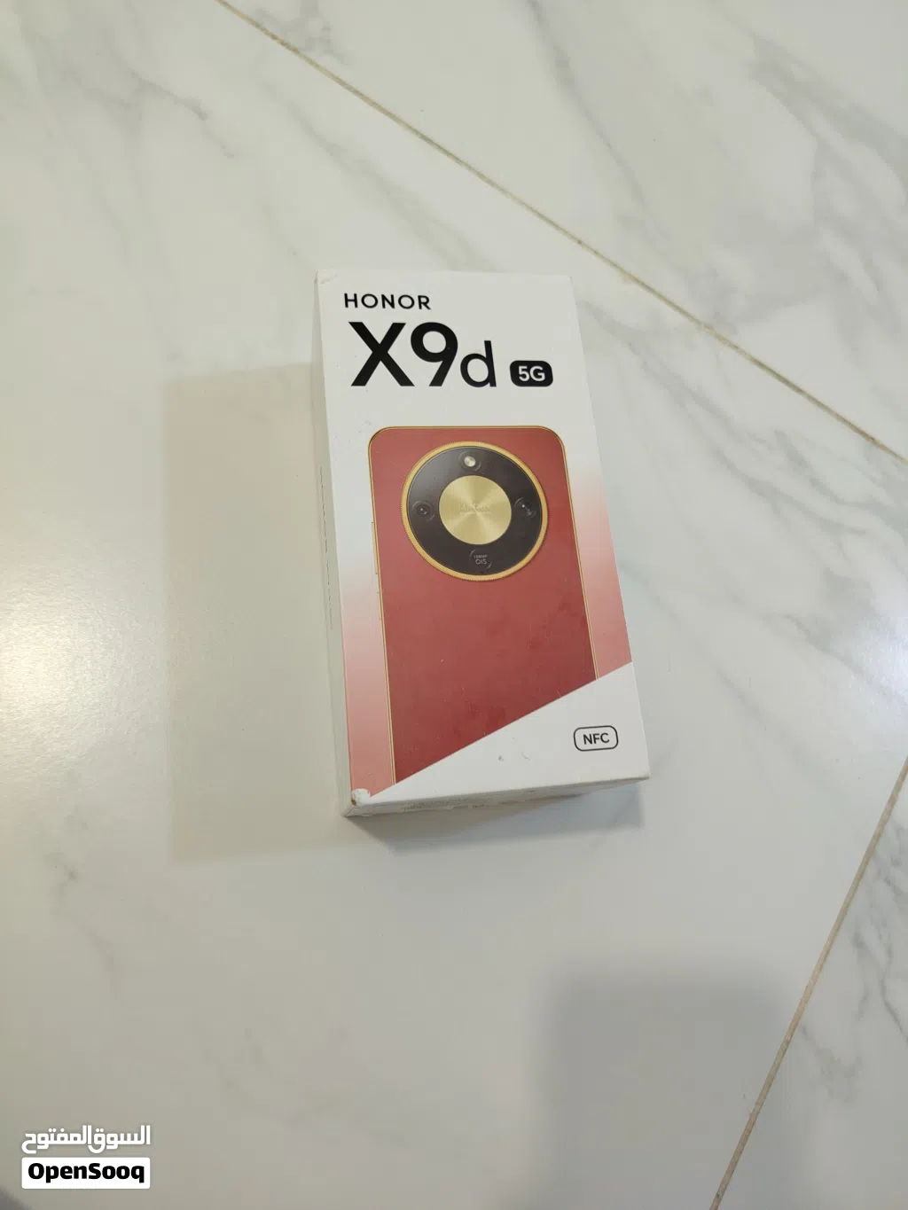 للبيع هونور x9d وبي مجال فيه كسر بسيط جدا