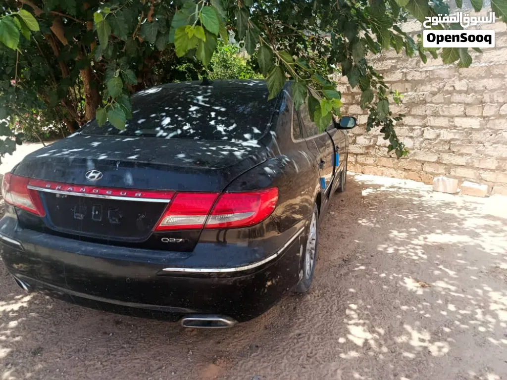 Hyundai Azera Standard