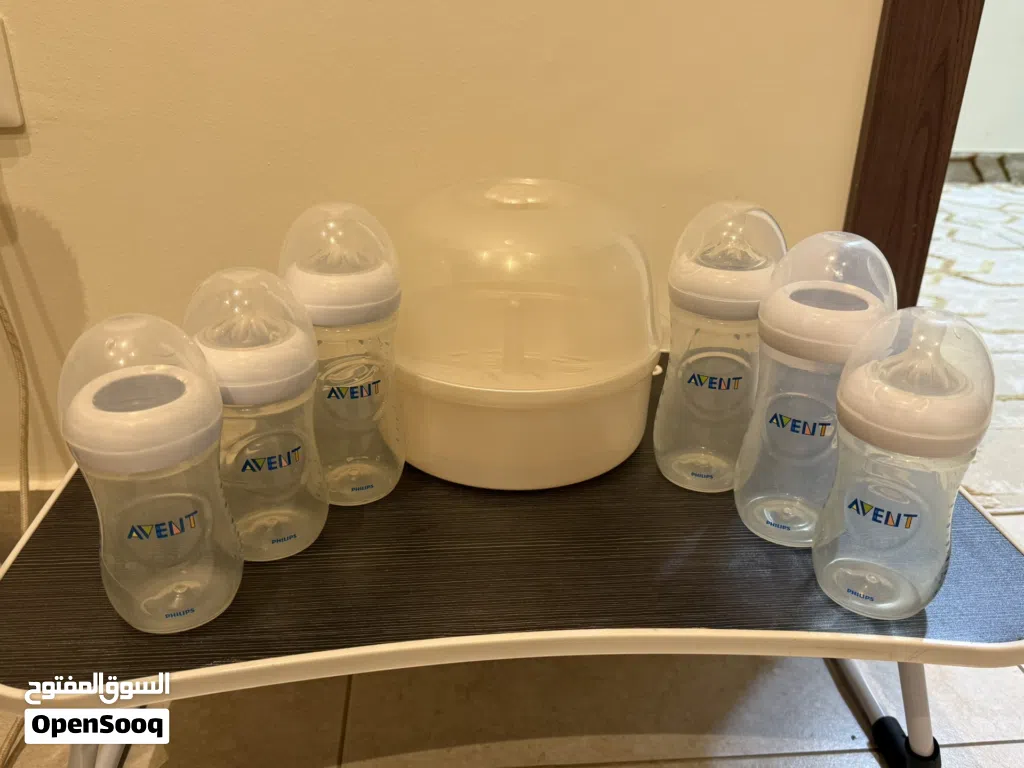 Philips avent bottles with sterilizer New condition very little used