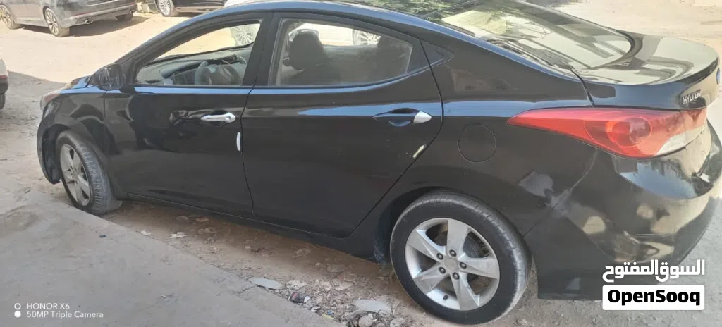 هيونداي النترا GLS