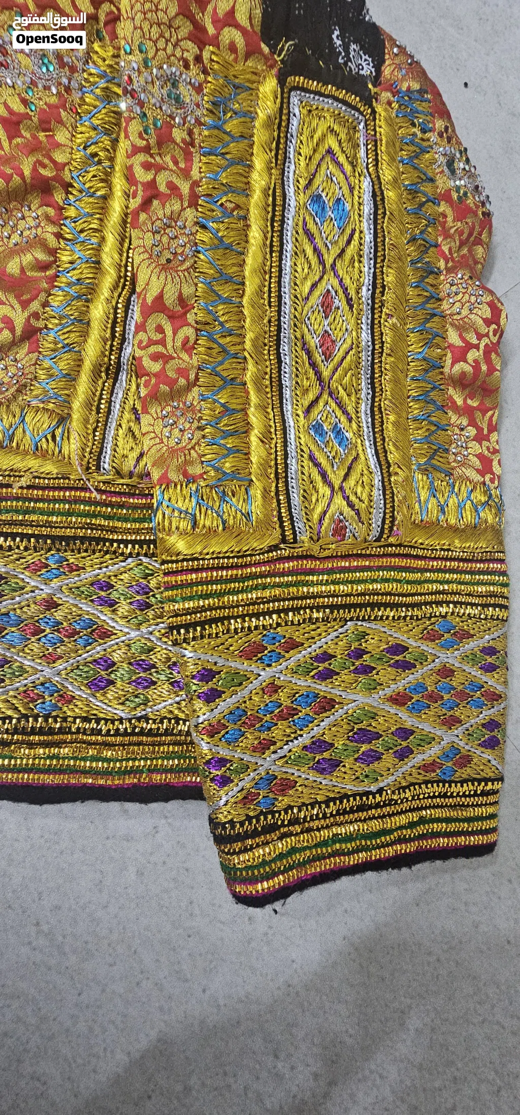 بنطلون (القطعه ) لزي العماني