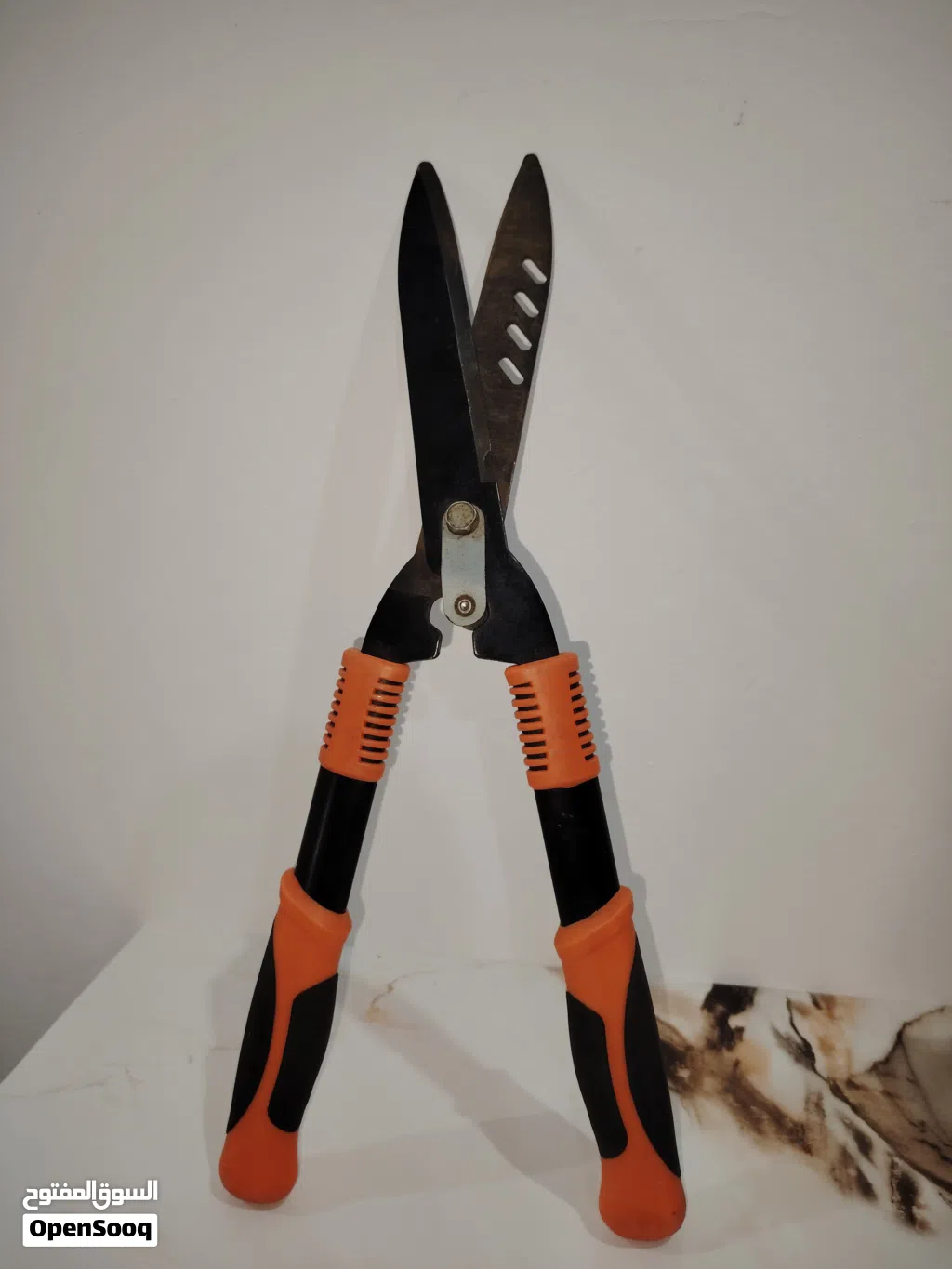 مقص تجميل حدائق