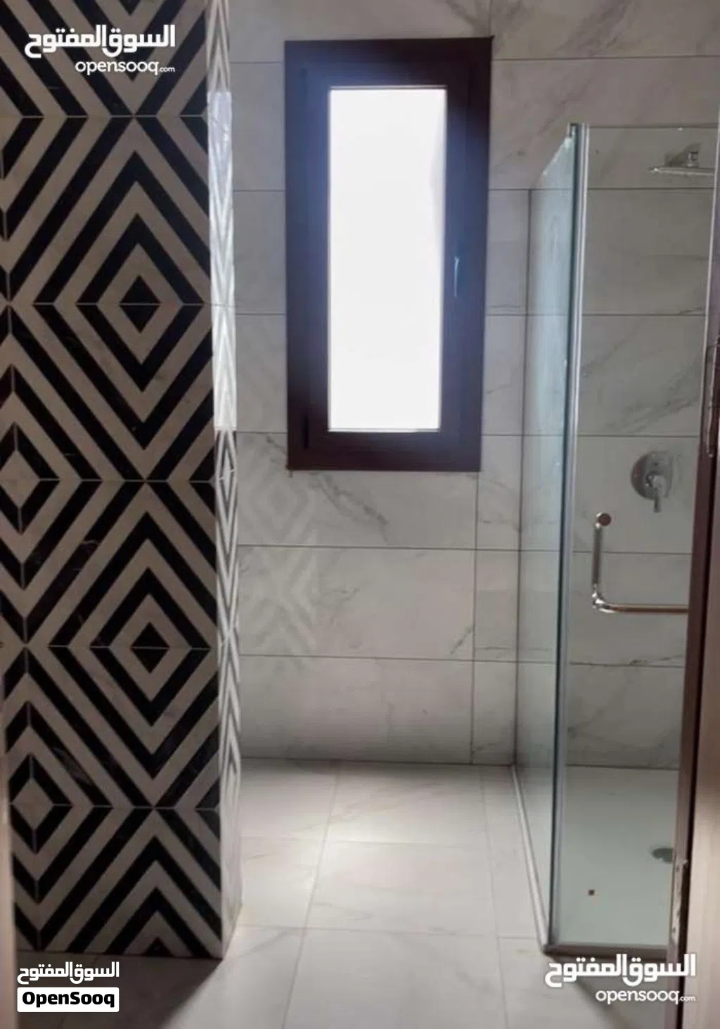 شقة سكانيه غير مفروشه من لحجم كبير وبتشطيب ممتاز بدور تاني بعد الارضي ف منطقه زاوية الدهماني