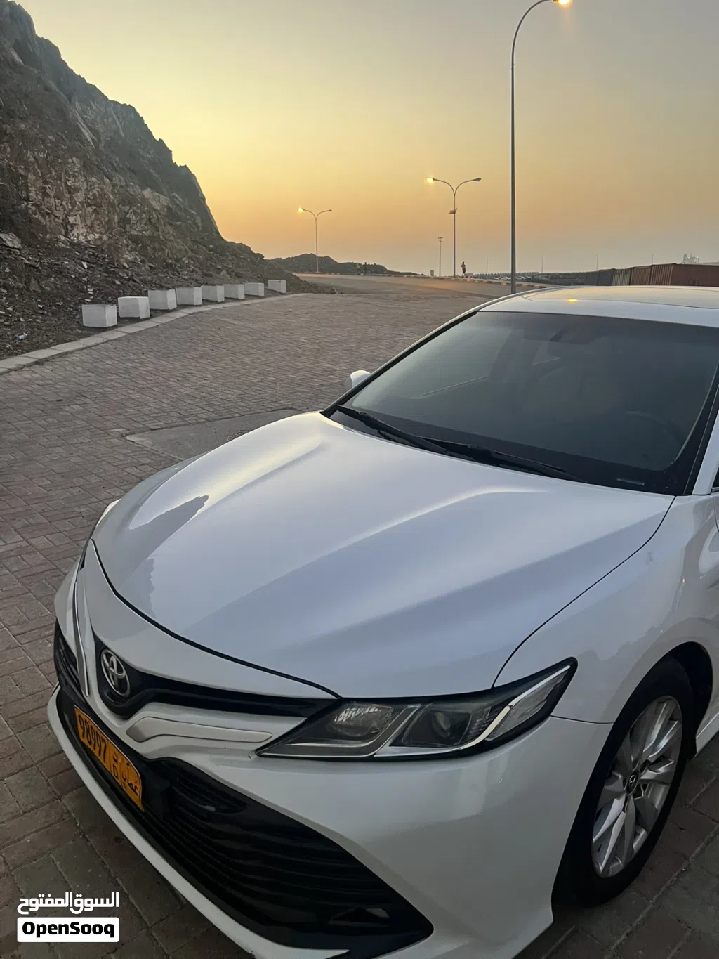 تويوتا كامري GLE