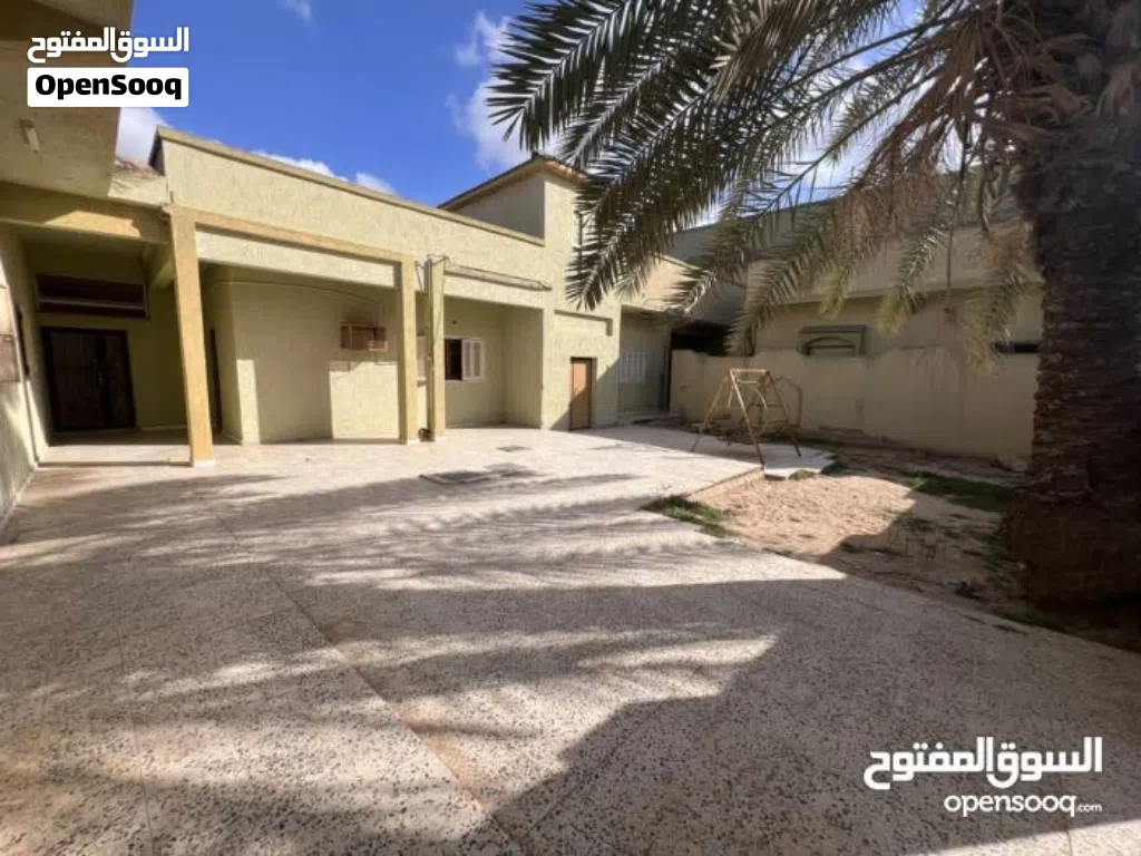 منزل كبير لإيجار