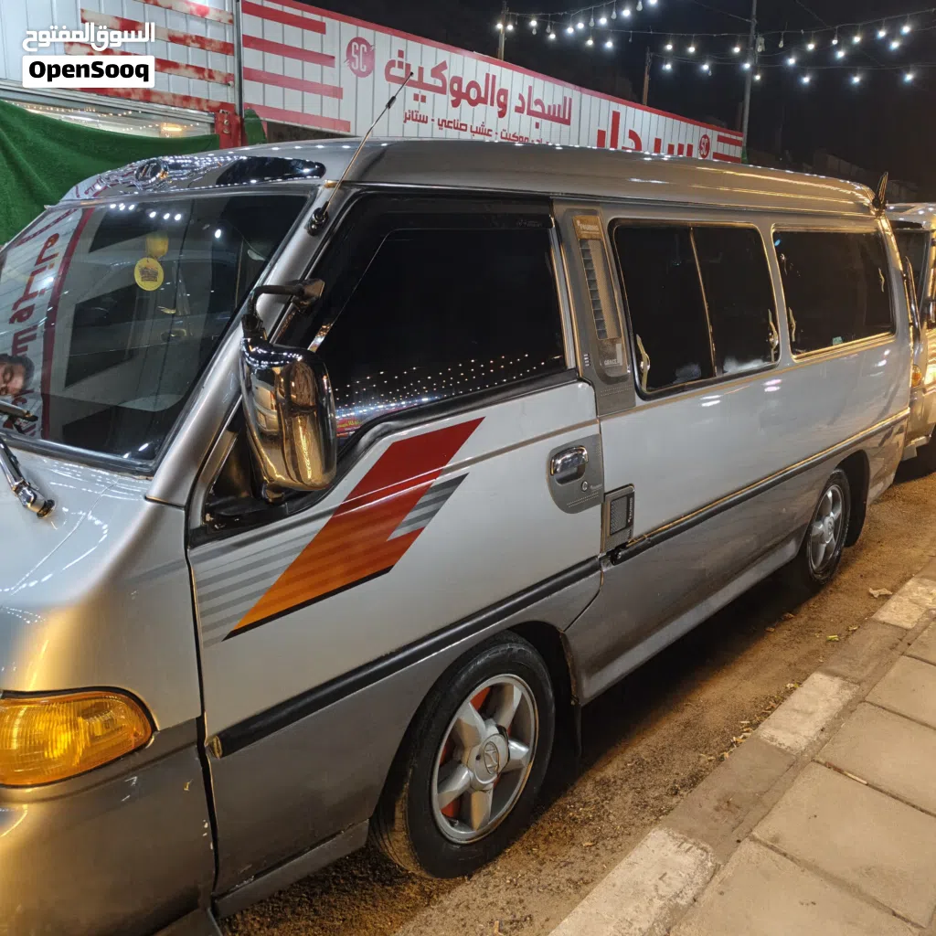 Hyundai H 100