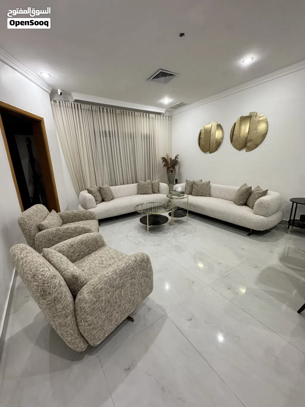 طقم كنب جديد استعمال اقل من شهر