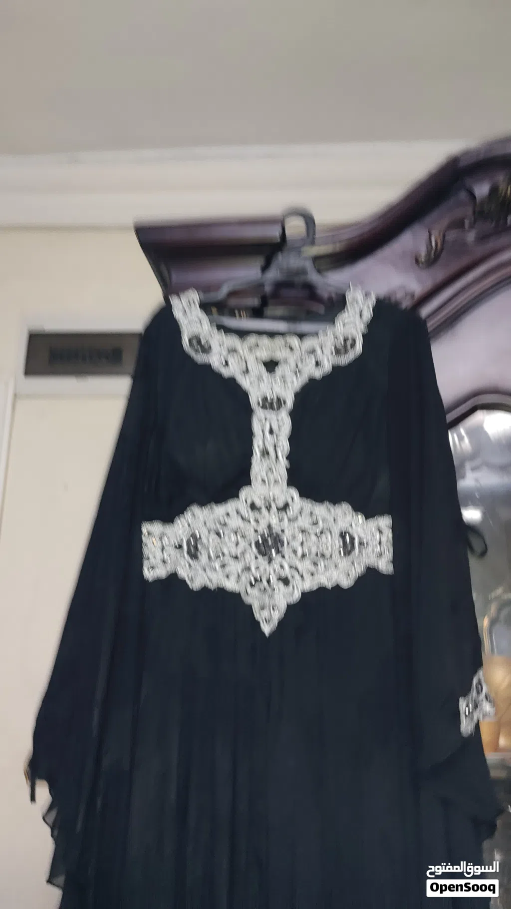 عبايه استقبال تحفه ب 400 ج وبس
