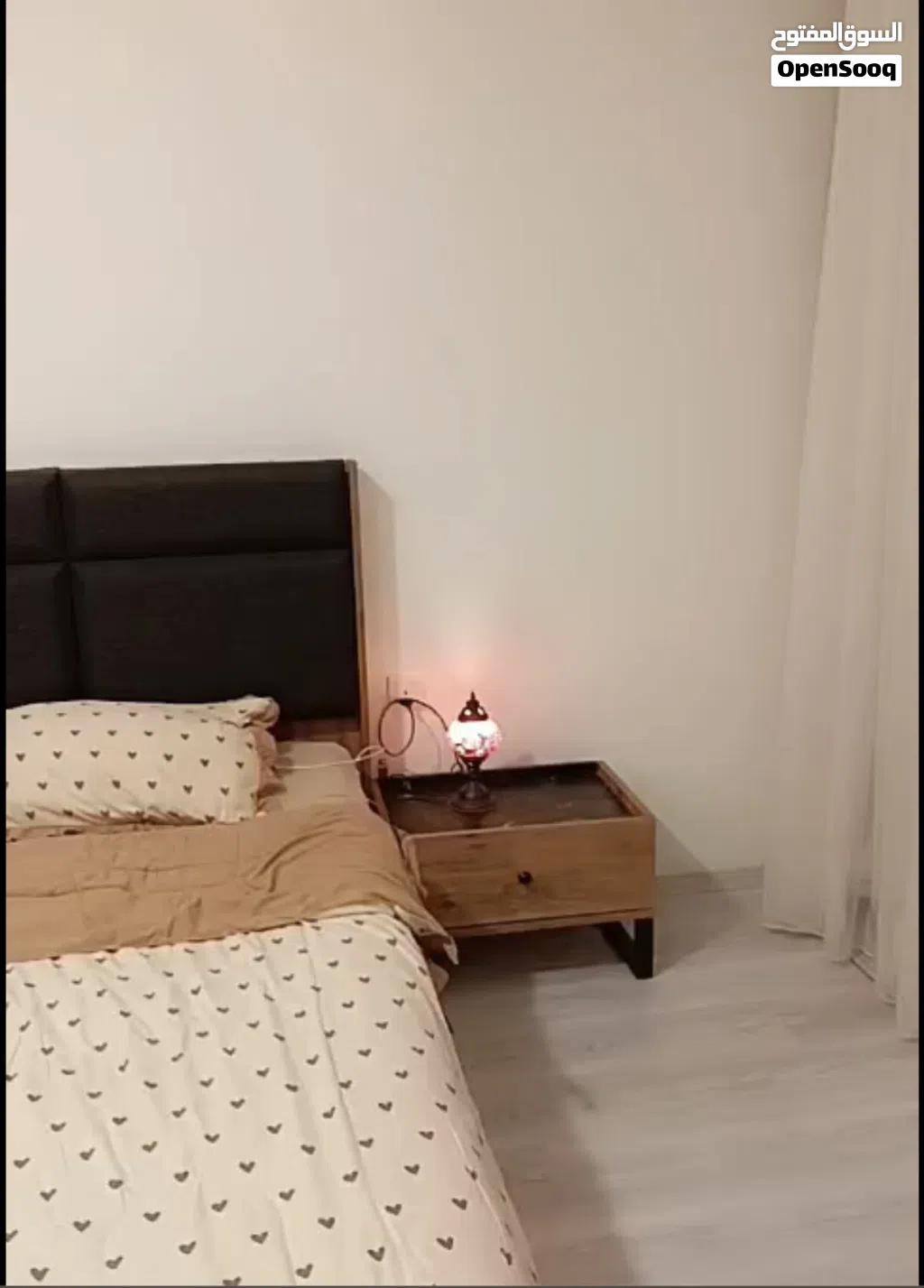 غرفة نوم ماليزي شويه بيهه ضرر بالميز
