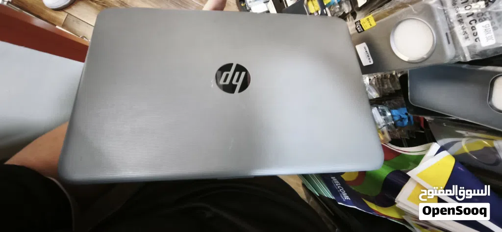 لابتوب HP تخزين : 64g رام : رام 4g معالج : intel celeron الجهاز وكالة الوكالة بسعر الحررررررق