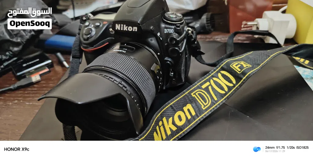 نيكون d700 فل فريم بحالة ممتازة جدا من أفضل الكاميرات لكل انواع التصوير وضوح عالي و الوان خيالية