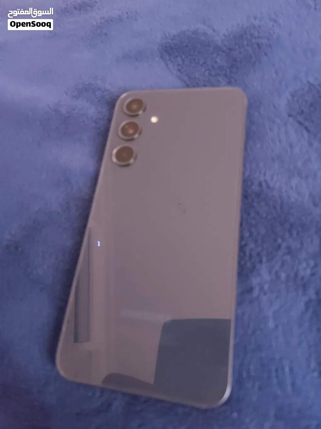 جالاكسي A35 5G من سامسونج بحالة ممتازة، أزرق، شاشة 256 جيجابايت، سنة واحدة استخدام