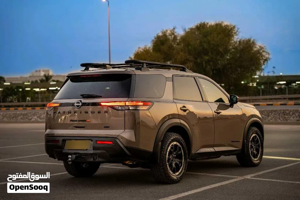 Nissan Pathfinder SL