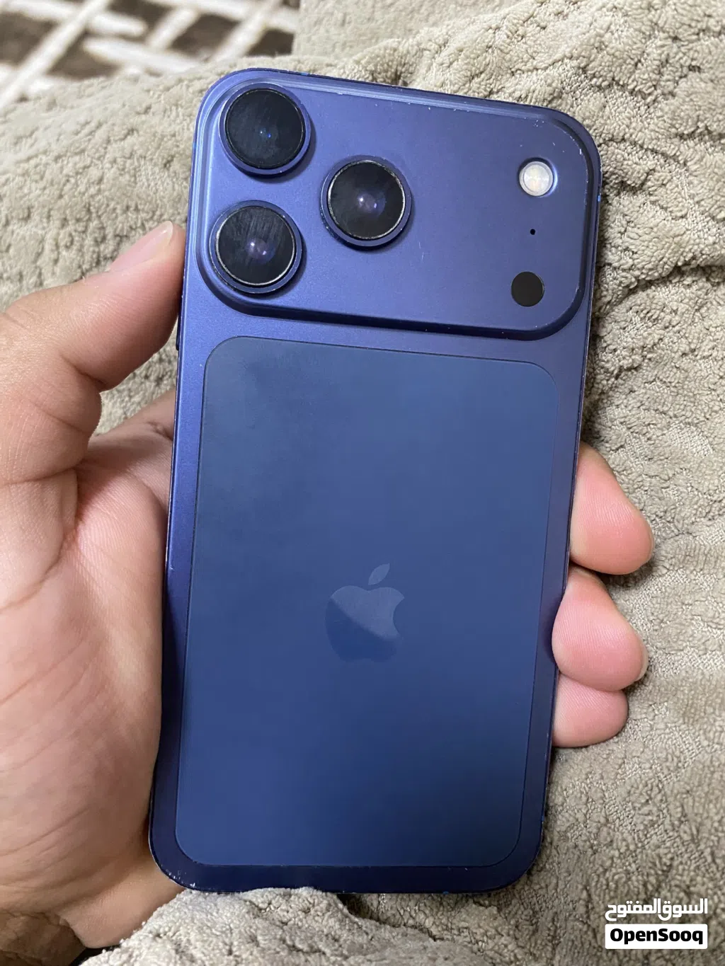 قمة في النظافةiPhone Xr محولto 17 pro