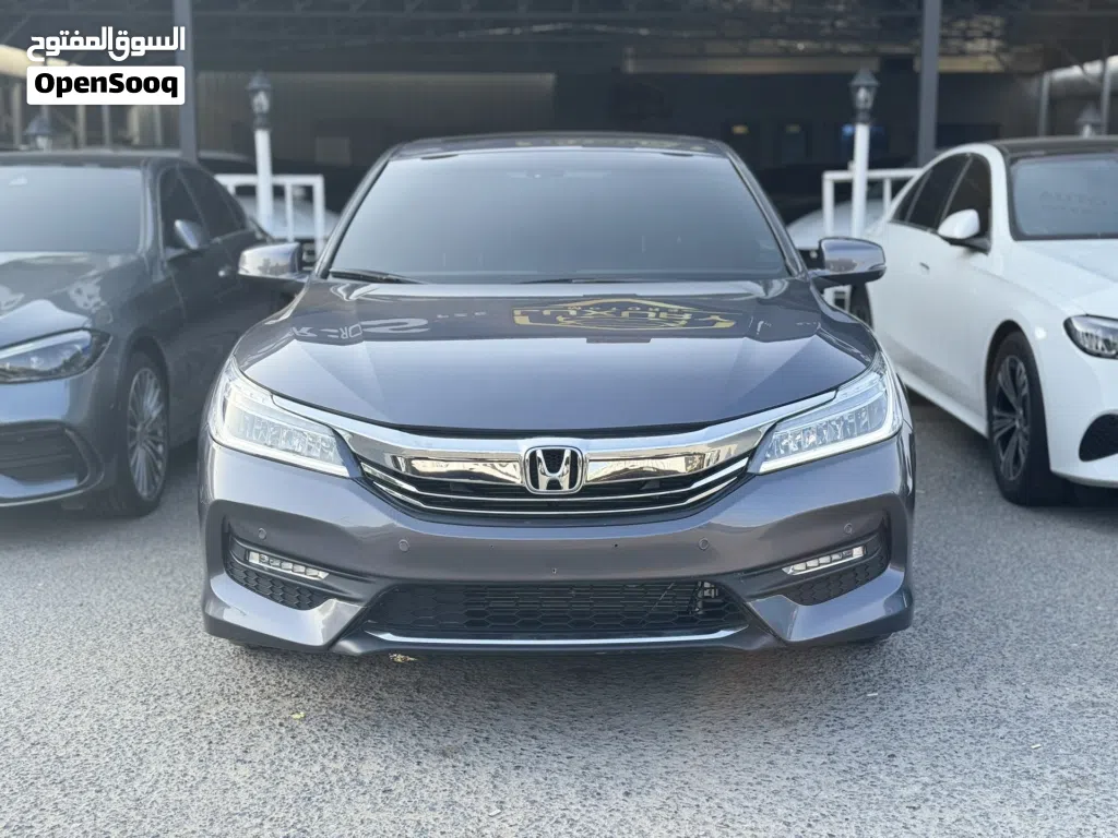 هوندا اكورد Limited
