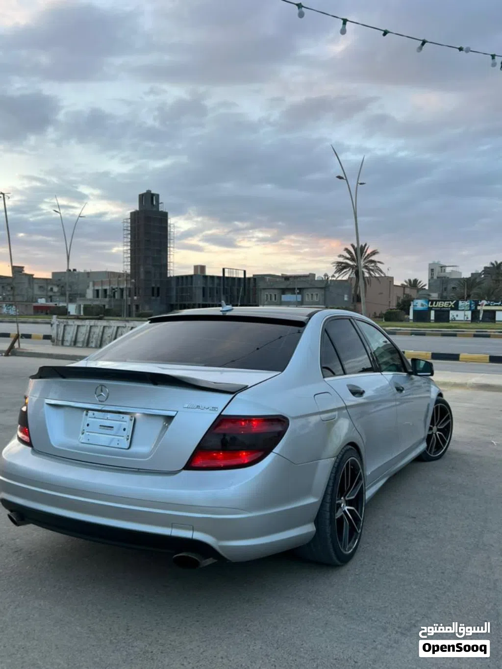 مرسيدس بنز الفئة-C C 300