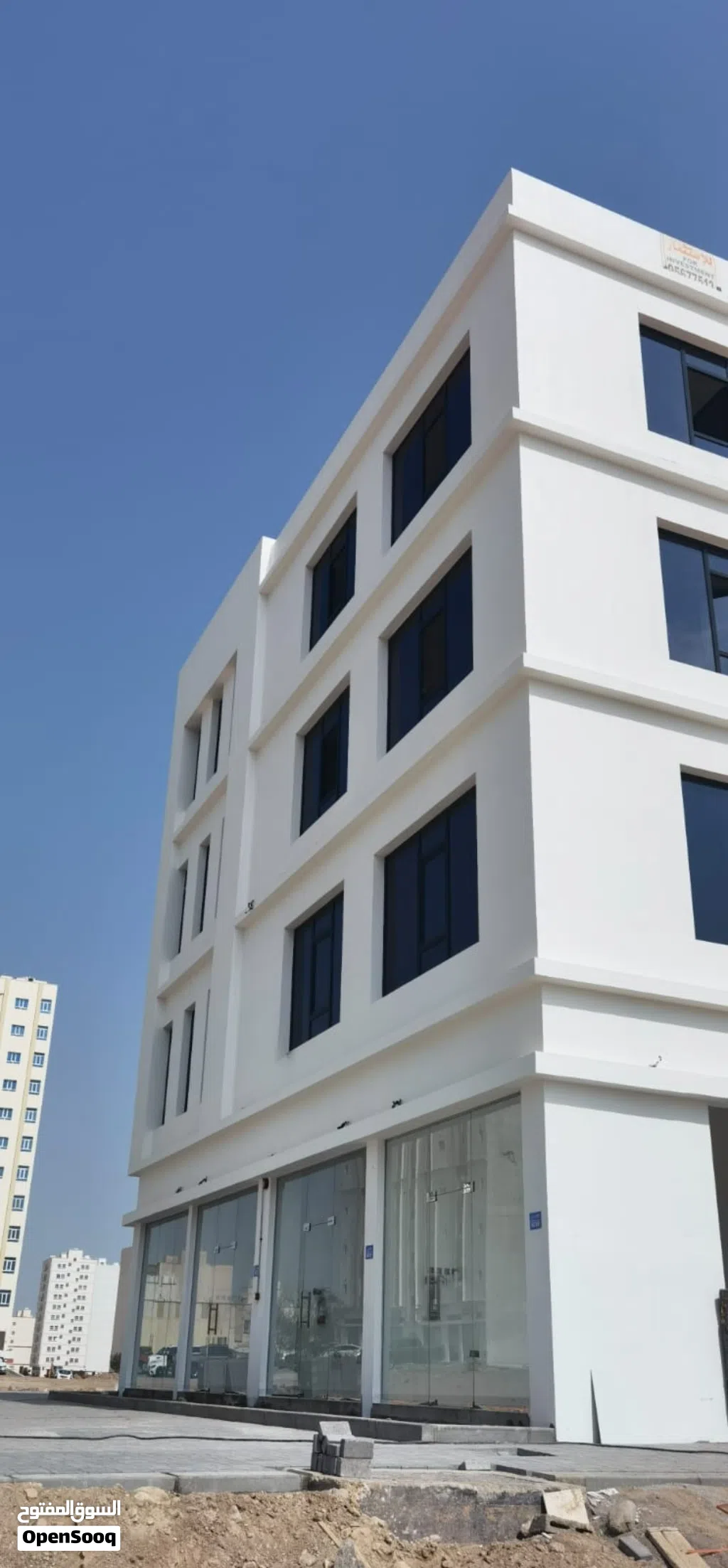 مكتب حديث للإيجار. Modern office for rent