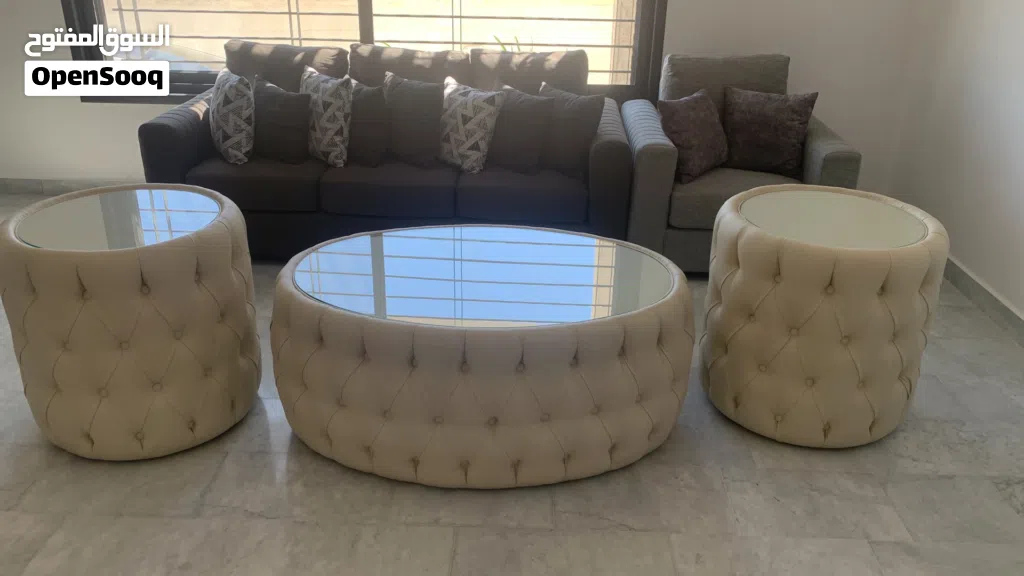 طاولة وسط فاخرة كلاسيك وجانبيات للبيع