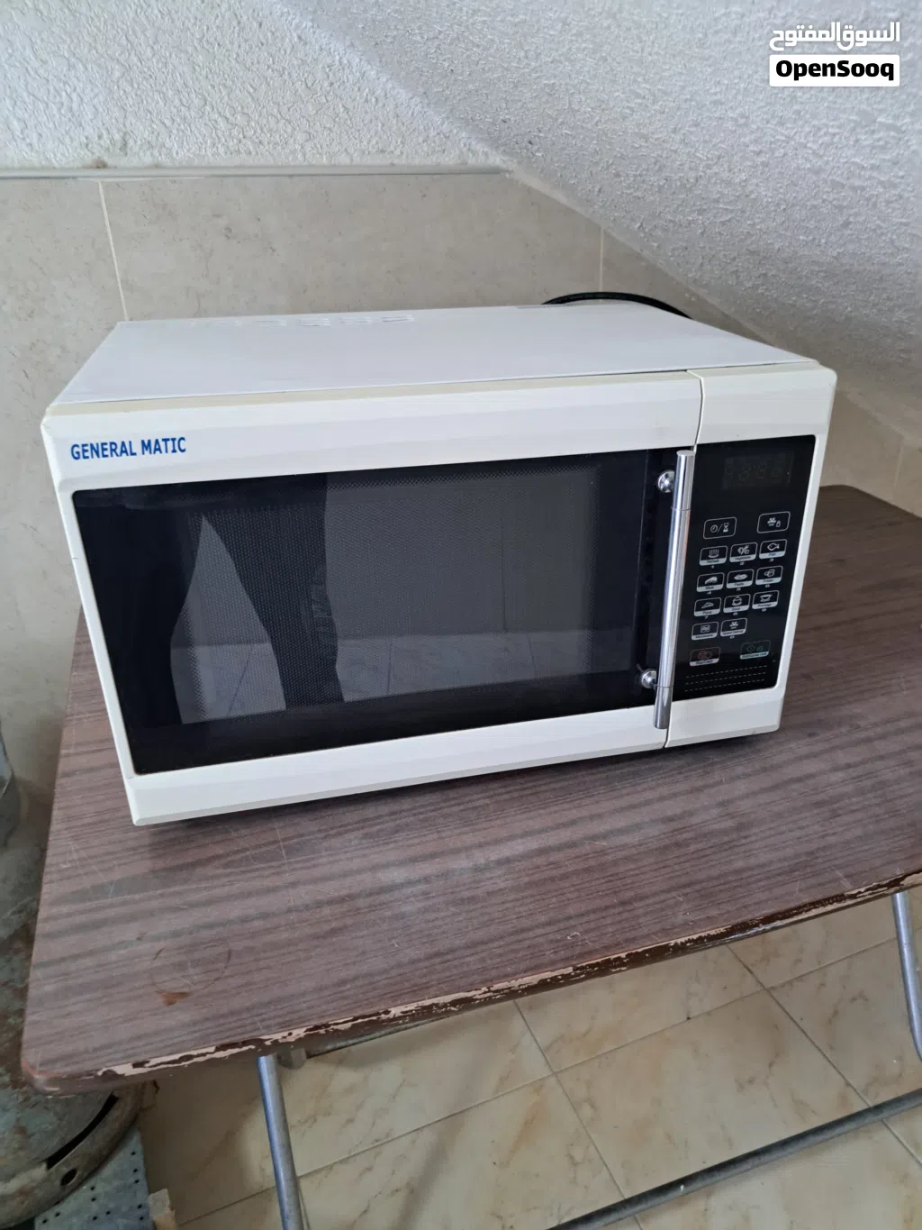ميكرويف بحاله ممتازه حجم كبير