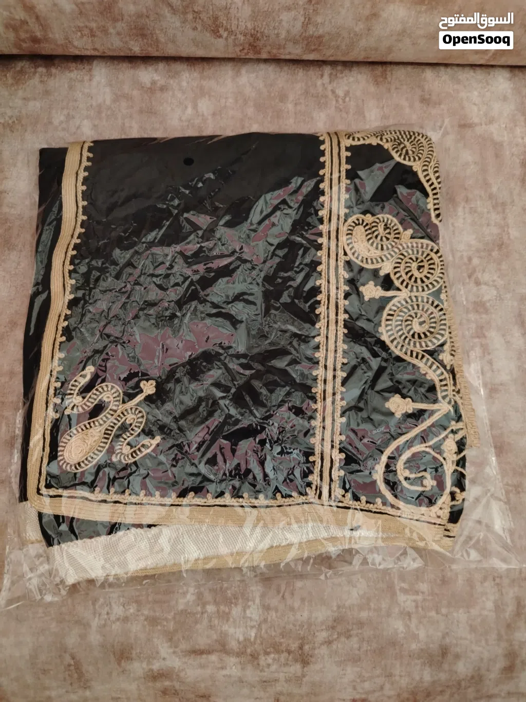 بدلة زبون قطعتين بسعر كزيوني