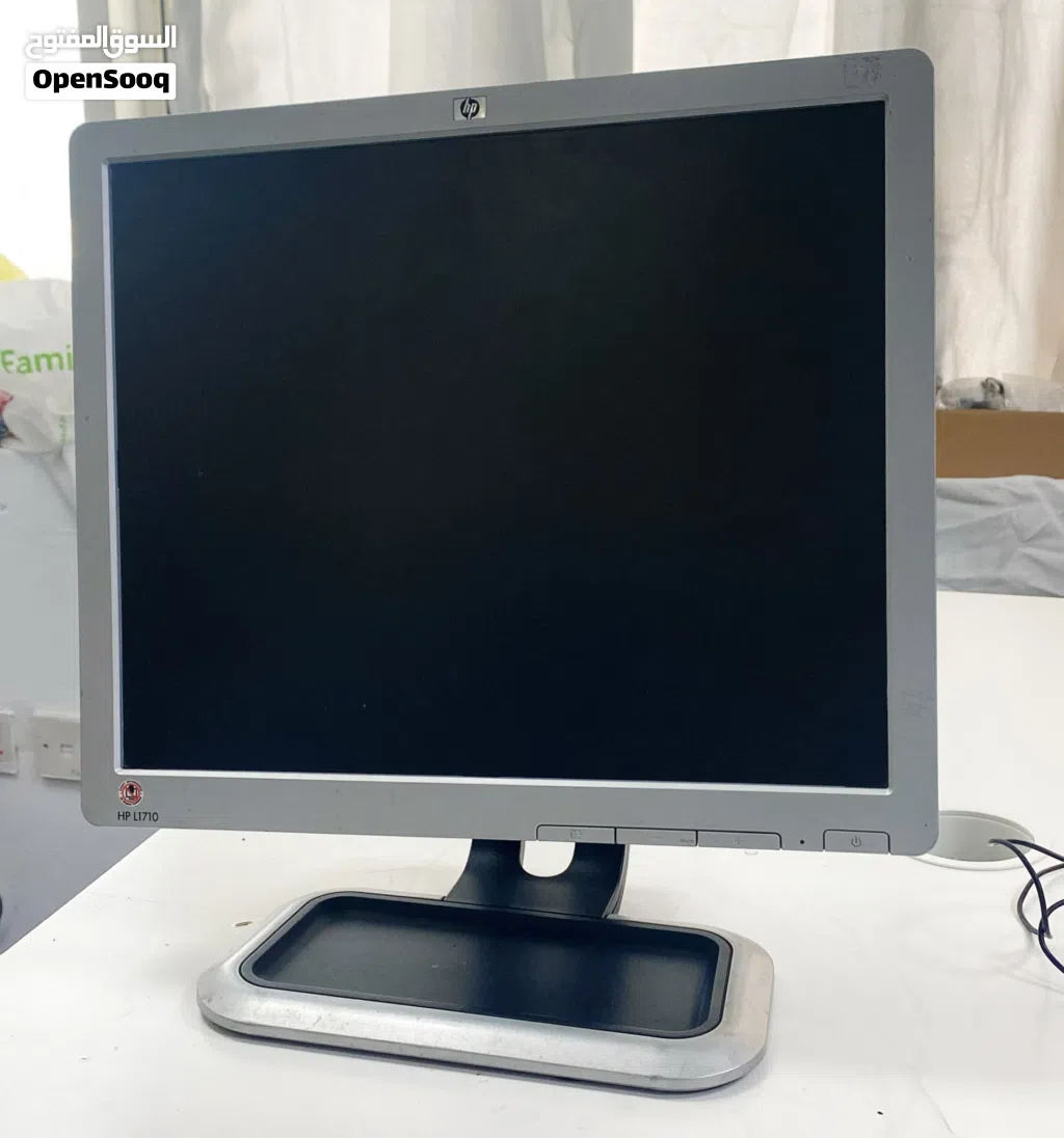HP 19inch Monitor buy in Qatar