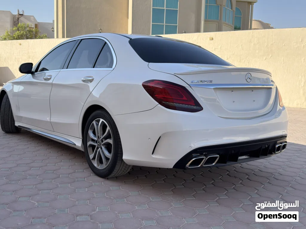 مرسيدس بنز الفئة-C C 300
