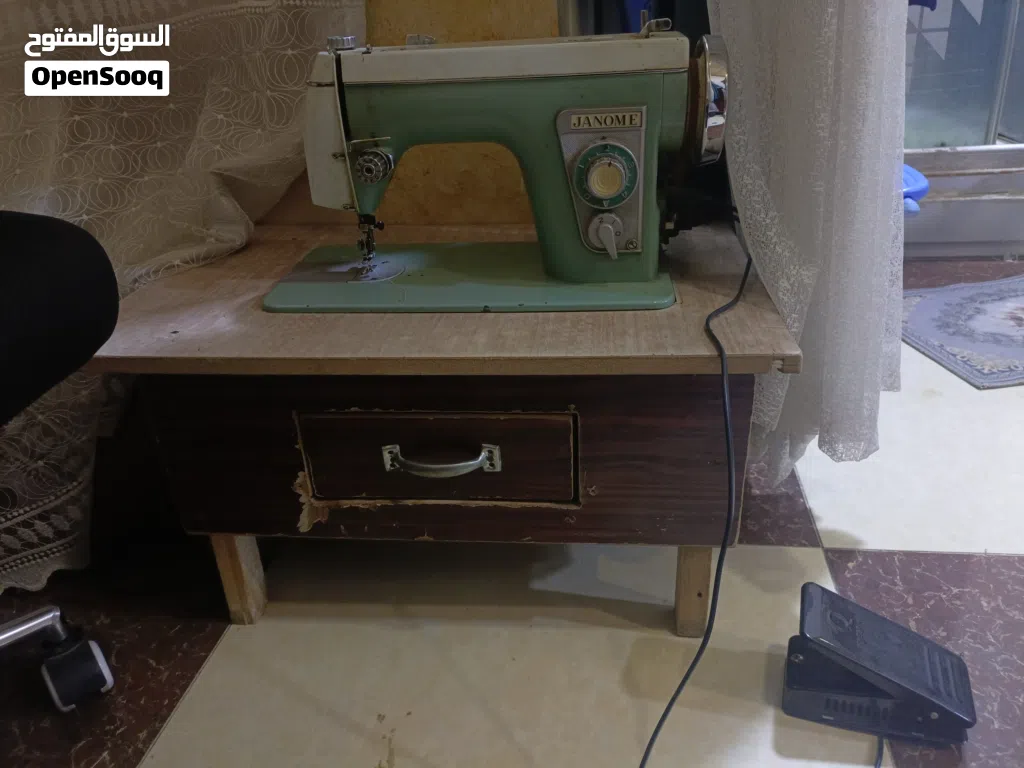 ماكينه خياطه شغاله العنوان البصره الزبير منطقه حي الخطوه قرب مستوصف الخطوه الرقم السعر 120 الف
