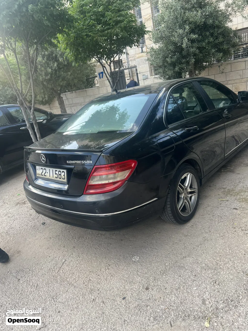 مرسيدس بنز الفئة-C C 200