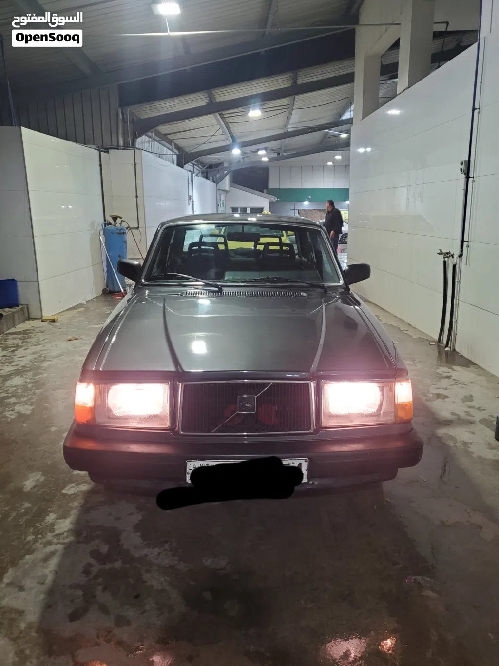 فولفو 240